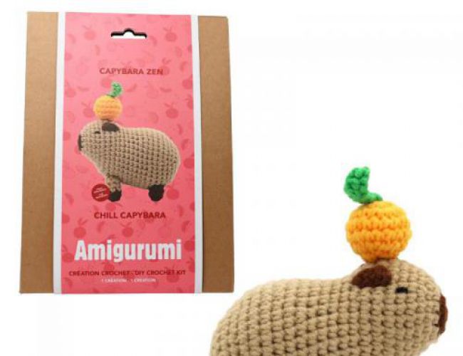 DIY CROCHET KIT - CHILL CAPYBARA