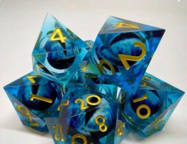 DRAGON EYE DICE KIT - BLUE in a bottle with screw cap