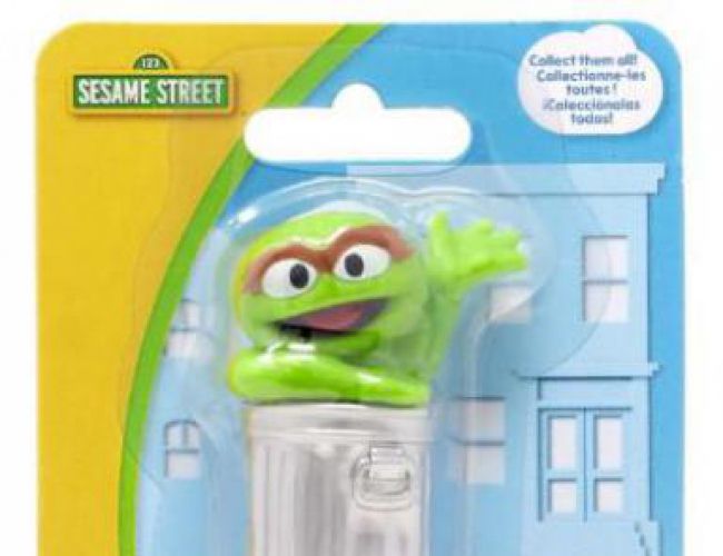 SESAME STREET MINI FIGURE - OSCAR THE GROUCH