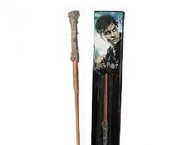 HARRY POTTER PROP REPLICA WAND - HARRY POTTER