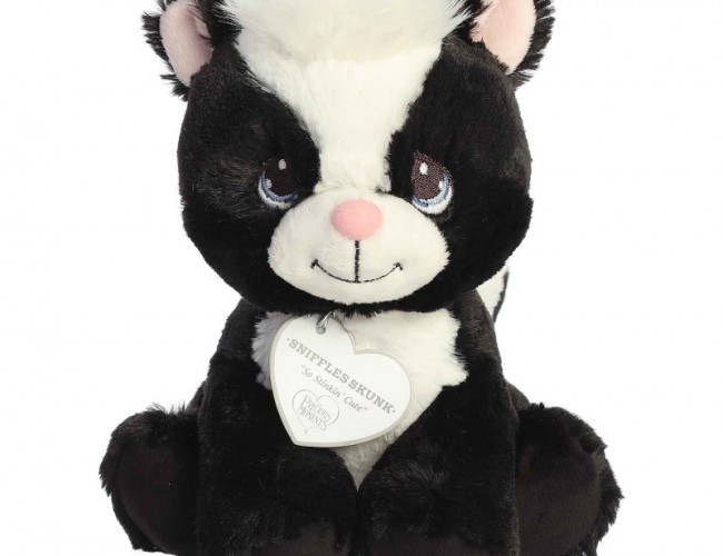 AURORA PRECIOUS MOMENTS: SNIFFLES SKUNK