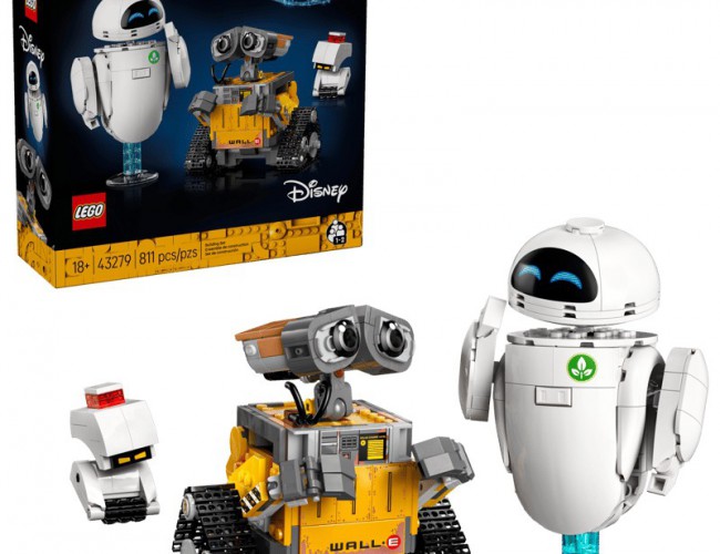 LEGO® 43279 WALL-E and EVE